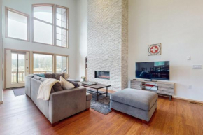 Snowy Slope Sanctuary - Entire Property